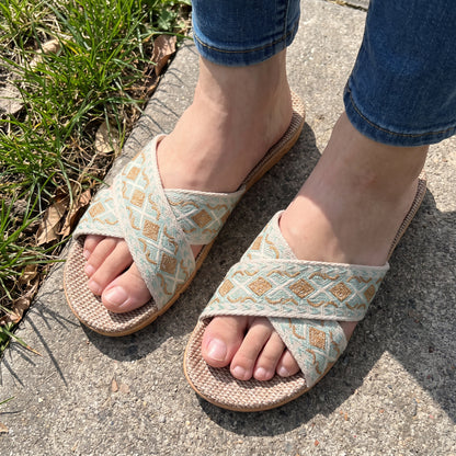 Women's Native Slippers